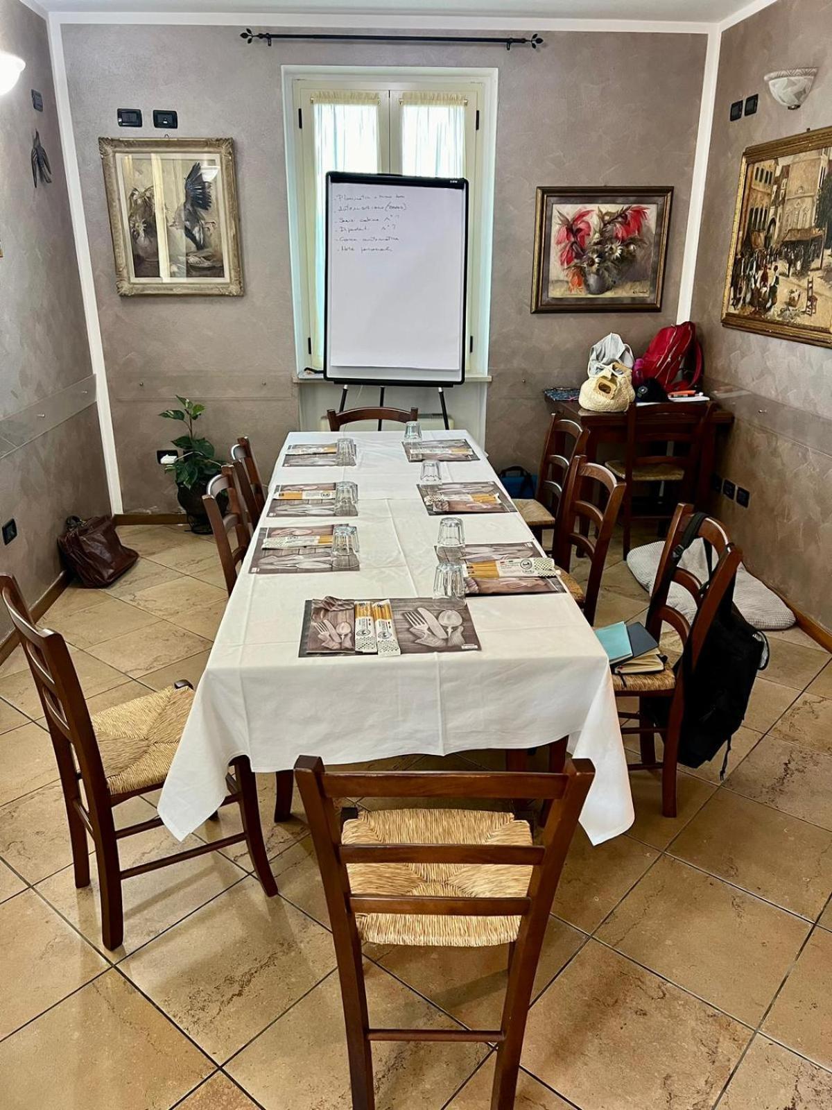 Albergo Quatro Pini Pozzolengo Buitenkant foto