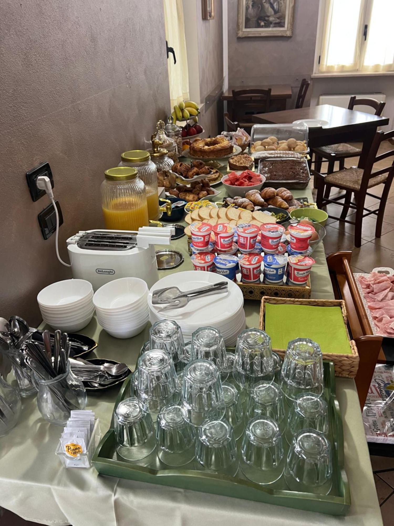 Albergo Quatro Pini Pozzolengo Buitenkant foto