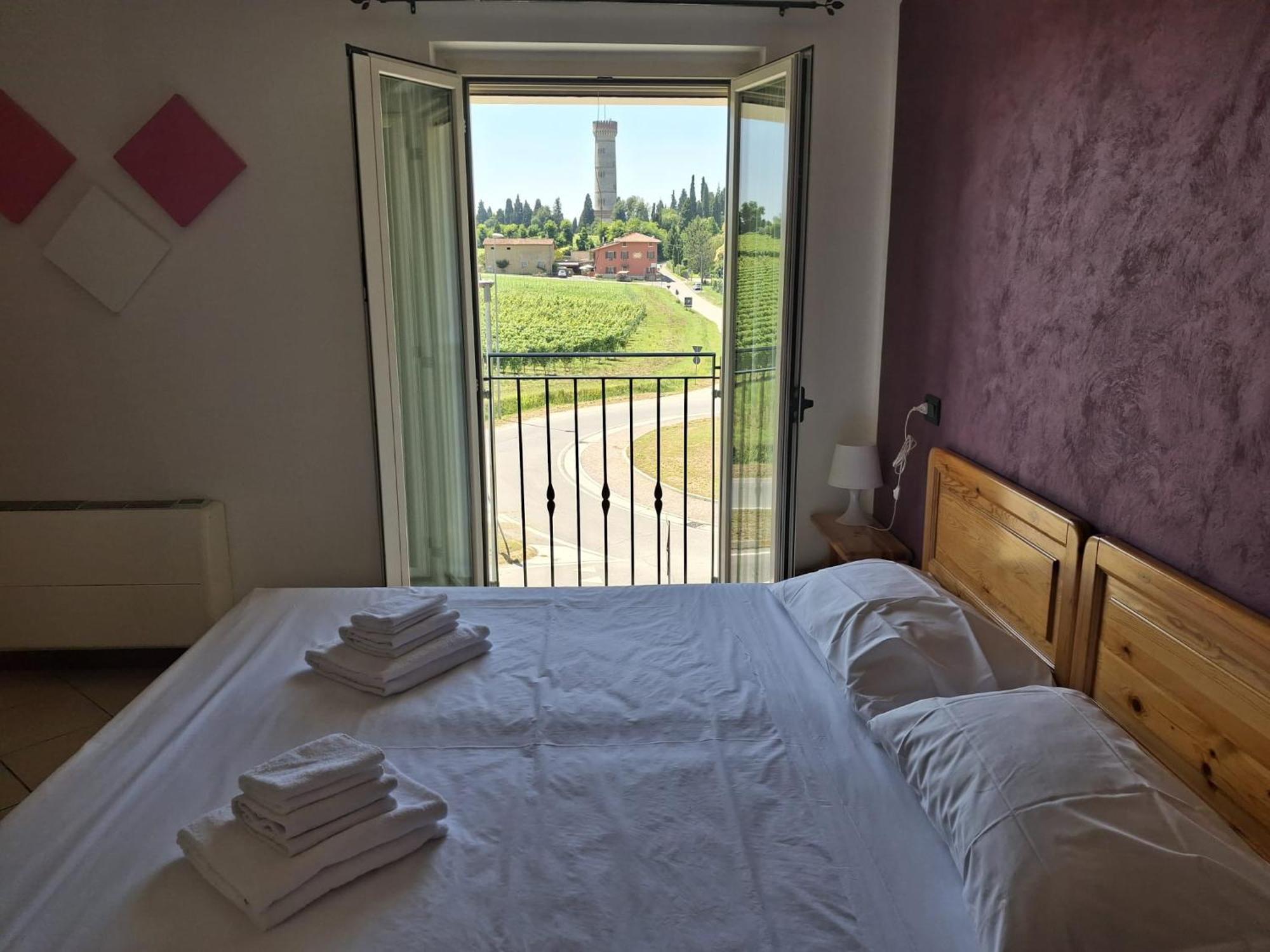 Albergo Quatro Pini Pozzolengo Buitenkant foto